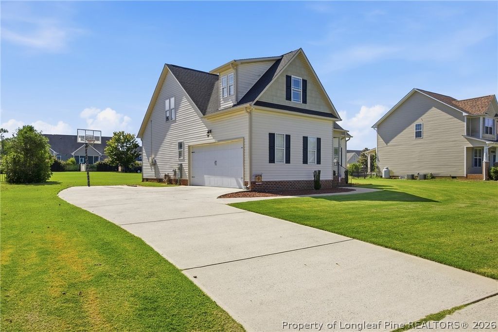 3916 Barclay Way, Wade, NC 28395 — photo 4