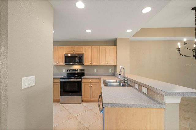 1295 SAXONY CIRCLE 2106, Punta Gorda, FL 33983
