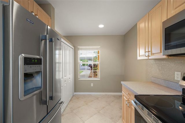 1295 SAXONY CIRCLE 2106, Punta Gorda, FL 33983