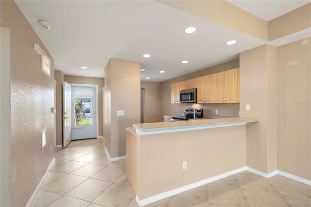 1295 SAXONY CIRCLE 2106, Punta Gorda, FL 33983