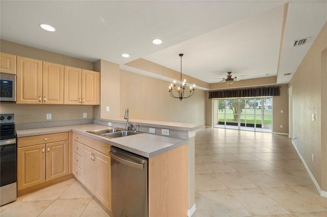 1295 SAXONY CIRCLE 2106, Punta Gorda, FL 33983