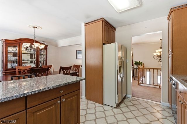 5 Downstream Dr, Mount Olive Twp., NJ 07836