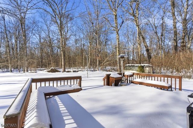 5 Downstream Dr, Mount Olive Twp., NJ 07836