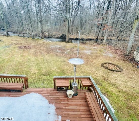 5 Downstream Dr, Mount Olive Twp., NJ 07836