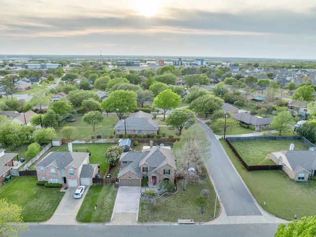 2113 Carriage Hill, Denton, TX 76207