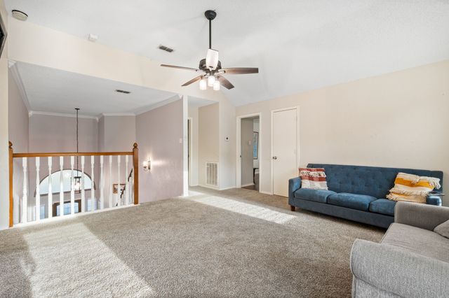 2113 Carriage Hill, Denton, TX 76207