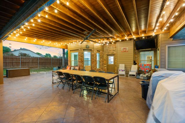 2113 Carriage Hill, Denton, TX 76207