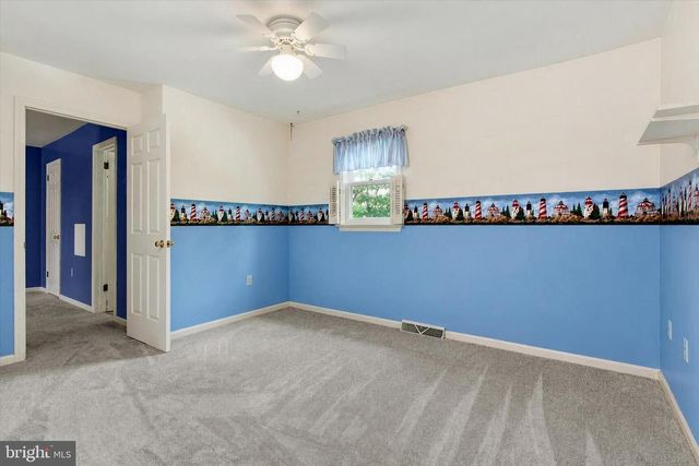 7 KINGSTON CT, Brownstown, PA 17508