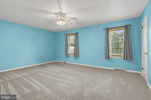 7 KINGSTON CT, Brownstown, PA 17508