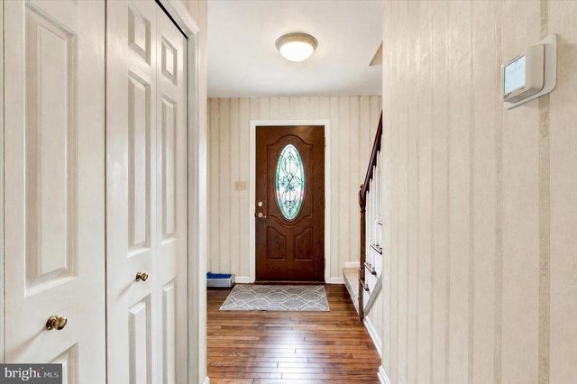 7 KINGSTON CT, Brownstown, PA 17508