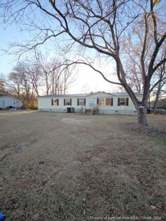 2524 Carriage Road, Fayetteville, NC 28312