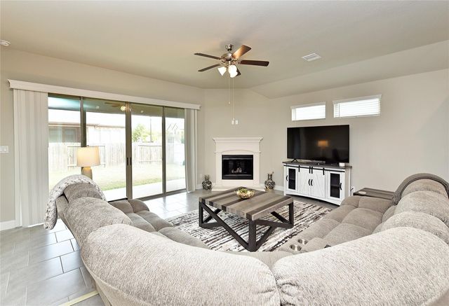 5835 Euclid Loop, Rosenberg, TX 77469