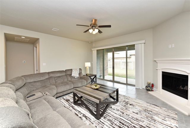 5835 Euclid Loop, Rosenberg, TX 77469