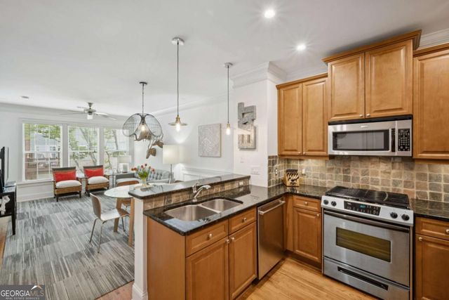 3732 Ashford Creek Lane, Brookhaven, GA 30319