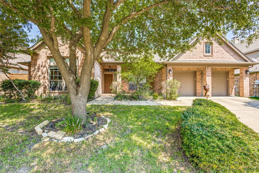 1204 Thimbleberry Drive, Mckinney, TX 75071