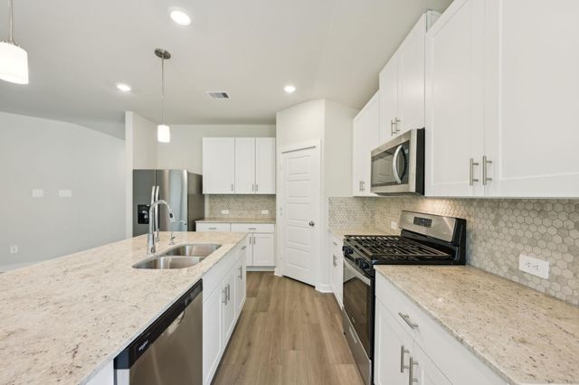 4841 Magnolia Springs Drive, Pearland, TX 77584