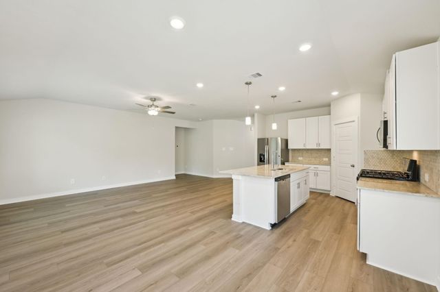 4841 Magnolia Springs Drive, Pearland, TX 77584