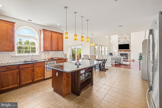 2202 SMITHFIELD CT, Harleysville, PA 19438