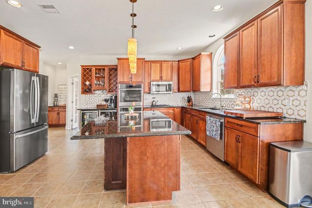 2202 SMITHFIELD CT, Harleysville, PA 19438