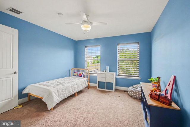 2202 SMITHFIELD CT, Harleysville, PA 19438