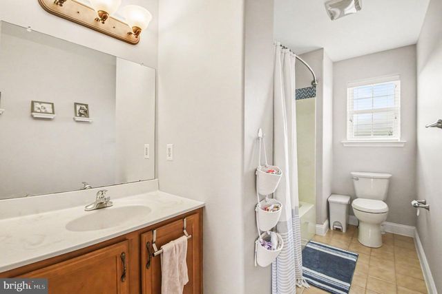 2202 SMITHFIELD CT, Harleysville, PA 19438