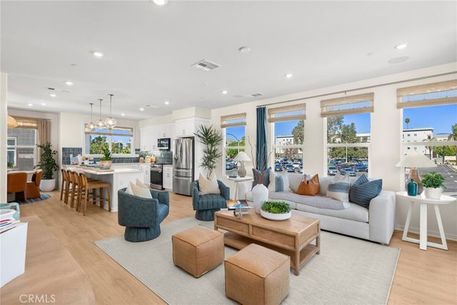 415 S Eleanor Street, Pomona, CA 91766