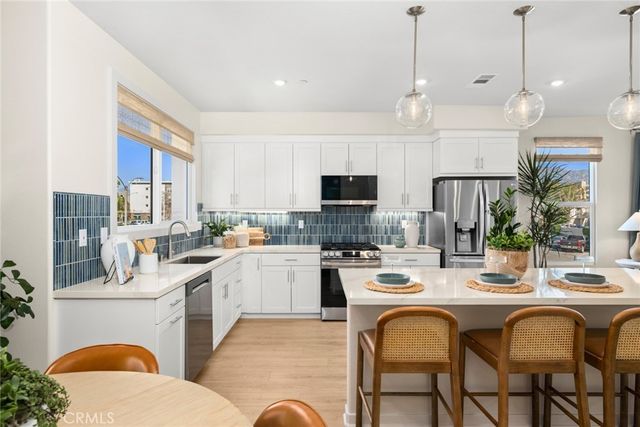 415 S Eleanor Street, Pomona, CA 91766