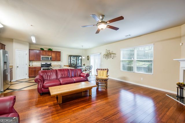 6884 Barker Station Walk, Sugar Hill, GA 30518