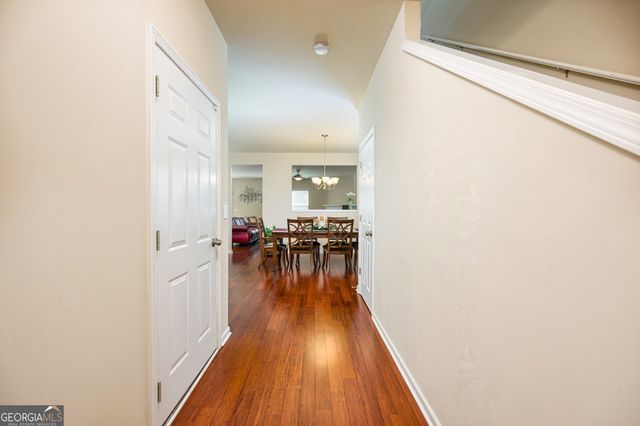 6884 Barker Station Walk, Sugar Hill, GA 30518