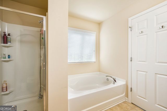 6884 Barker Station Walk, Sugar Hill, GA 30518