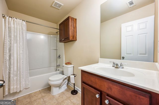 6884 Barker Station Walk, Sugar Hill, GA 30518