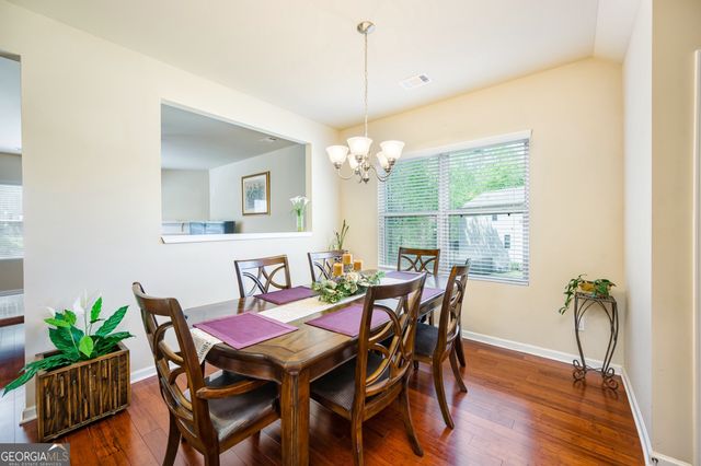 6884 Barker Station Walk, Sugar Hill, GA 30518