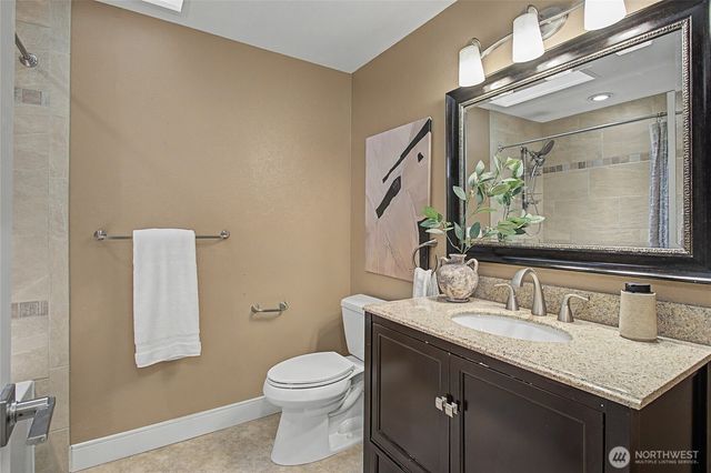 17904 156th Place SE, Renton, WA 98058