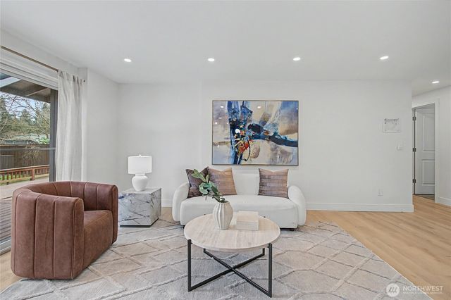 17904 156th Place SE, Renton, WA 98058