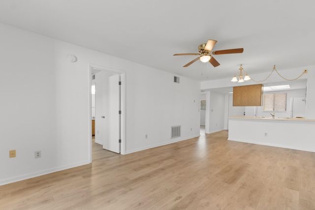 1301 Pridgen Rd Apt 108, Myrtle Beach, SC 29577