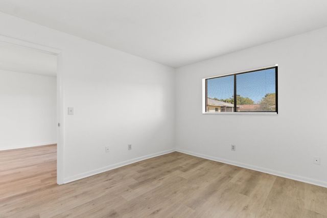 1301 Pridgen Rd Apt 108, Myrtle Beach, SC 29577