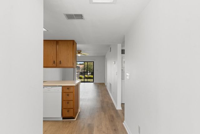 1301 Pridgen Rd Apt 108, Myrtle Beach, SC 29577