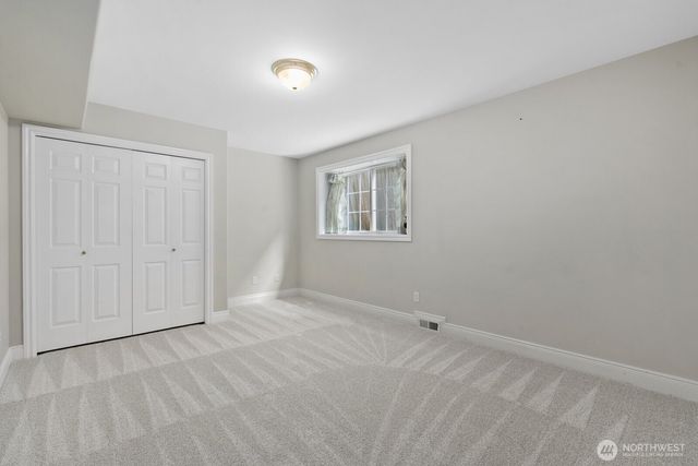 1542 E Sammamish Parkway NE, Sammamish, WA 98074