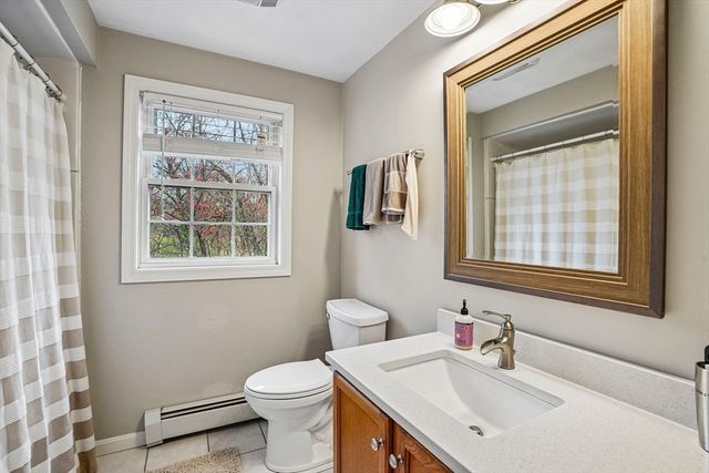 411 Salem St, Wilmington, MA 01887