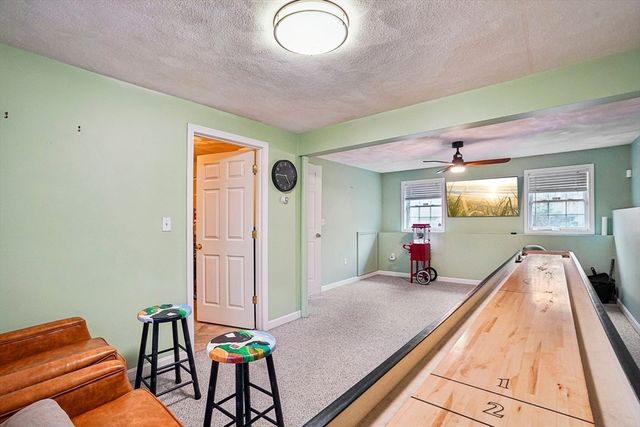 411 Salem St, Wilmington, MA 01887