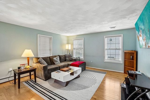 411 Salem St, Wilmington, MA 01887