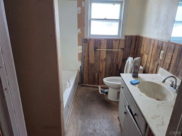 116 East Oneida Street, Oswego, NY 13126