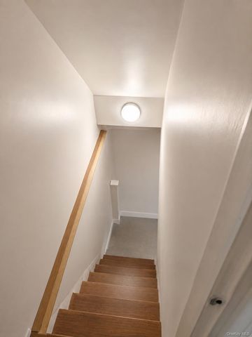 1044 41st, Brooklyn, NY 11219