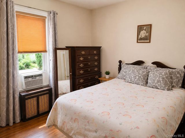 1044 41st, Brooklyn, NY 11219