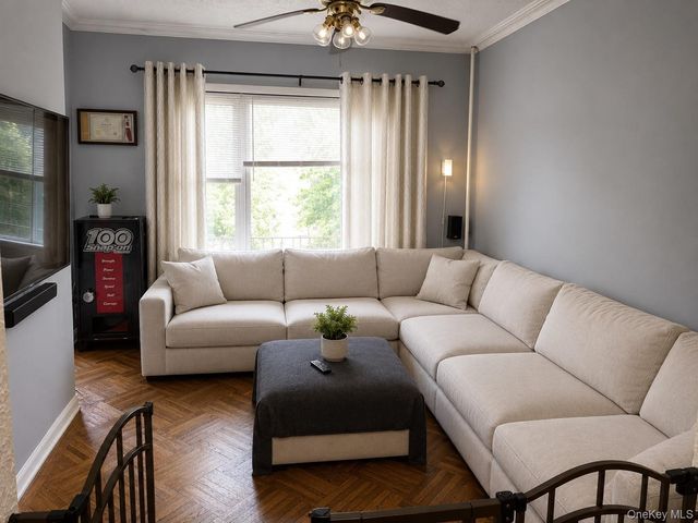 1044 41st, Brooklyn, NY 11219