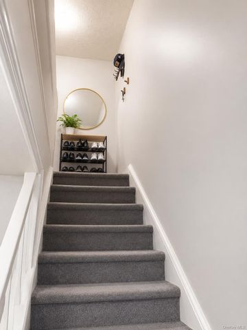 1044 41st, Brooklyn, NY 11219