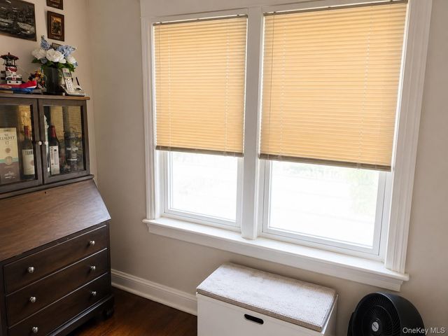 1044 41st, Brooklyn, NY 11219