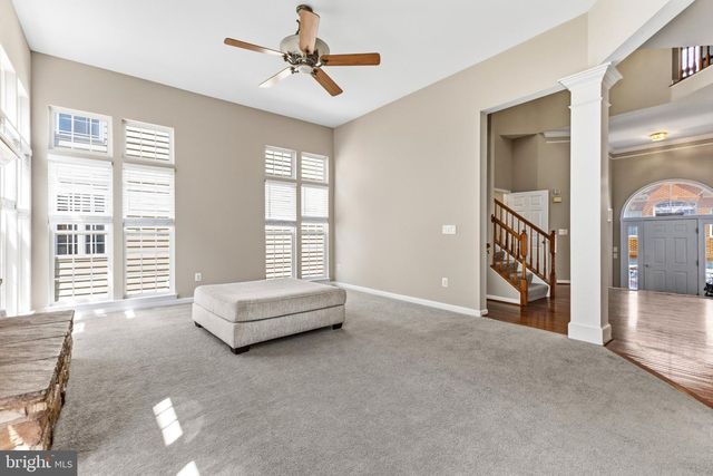 9136 LAKE PARCEL DR, Fort Belvoir, VA 22060