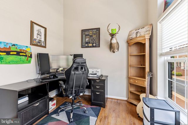 9136 LAKE PARCEL DR, Fort Belvoir, VA 22060