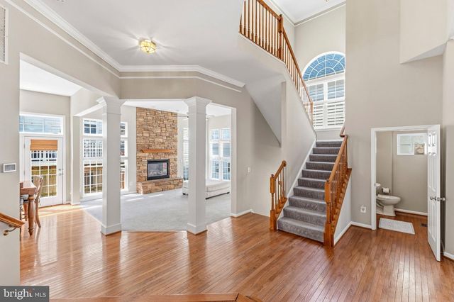 9136 LAKE PARCEL DR, Fort Belvoir, VA 22060
